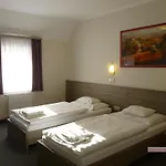 Hotel Paprika M1 3*