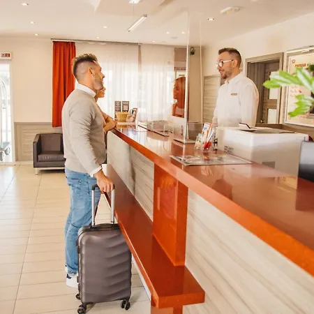 Paprika M1 Hotel 3*
