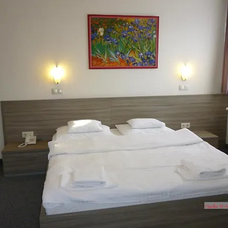 Paprika M1 Szálloda