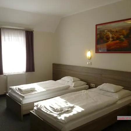 Hotel Paprika M1 3*