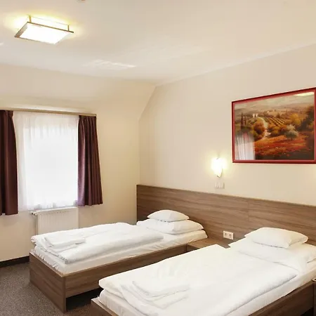 Paprika M1 Hotel