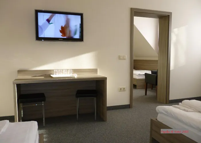 Paprika M1 Hotel Hegyeshalom