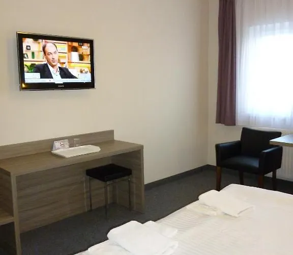 Hotel Paprika M1 3*