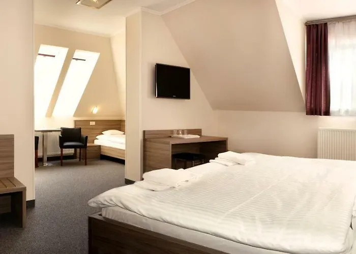 Hotel Paprika M1 3*